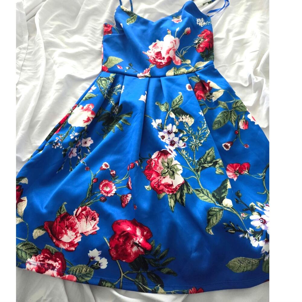 Monteau Los Angeles Blue Red Floral Box Pleat Fit Flare Midi Dress Size S